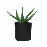 Zwarte plantenzak van kraftpapier
