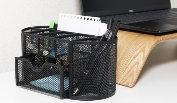 clean desk met bureau organizers