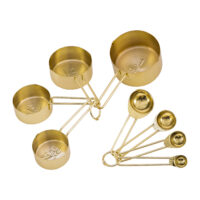 maatcups en lepels goud