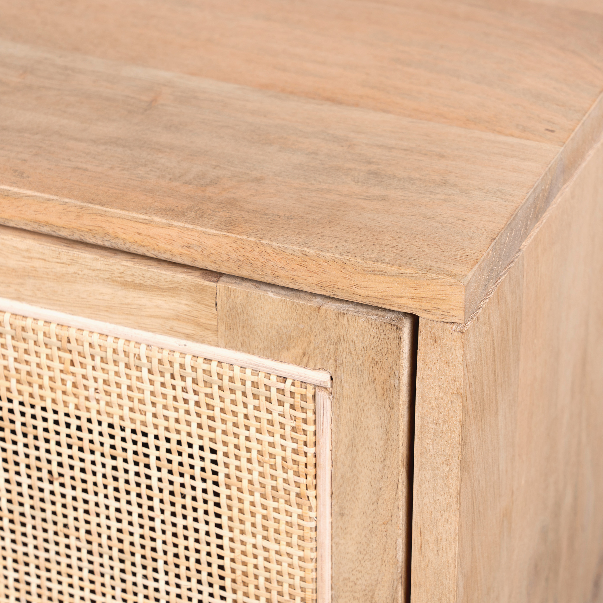 Lewis & Loft Dressoir Lucas – Met 4 deuren – FSC®-gecertificeerd mangohout – Rotan – Naturel