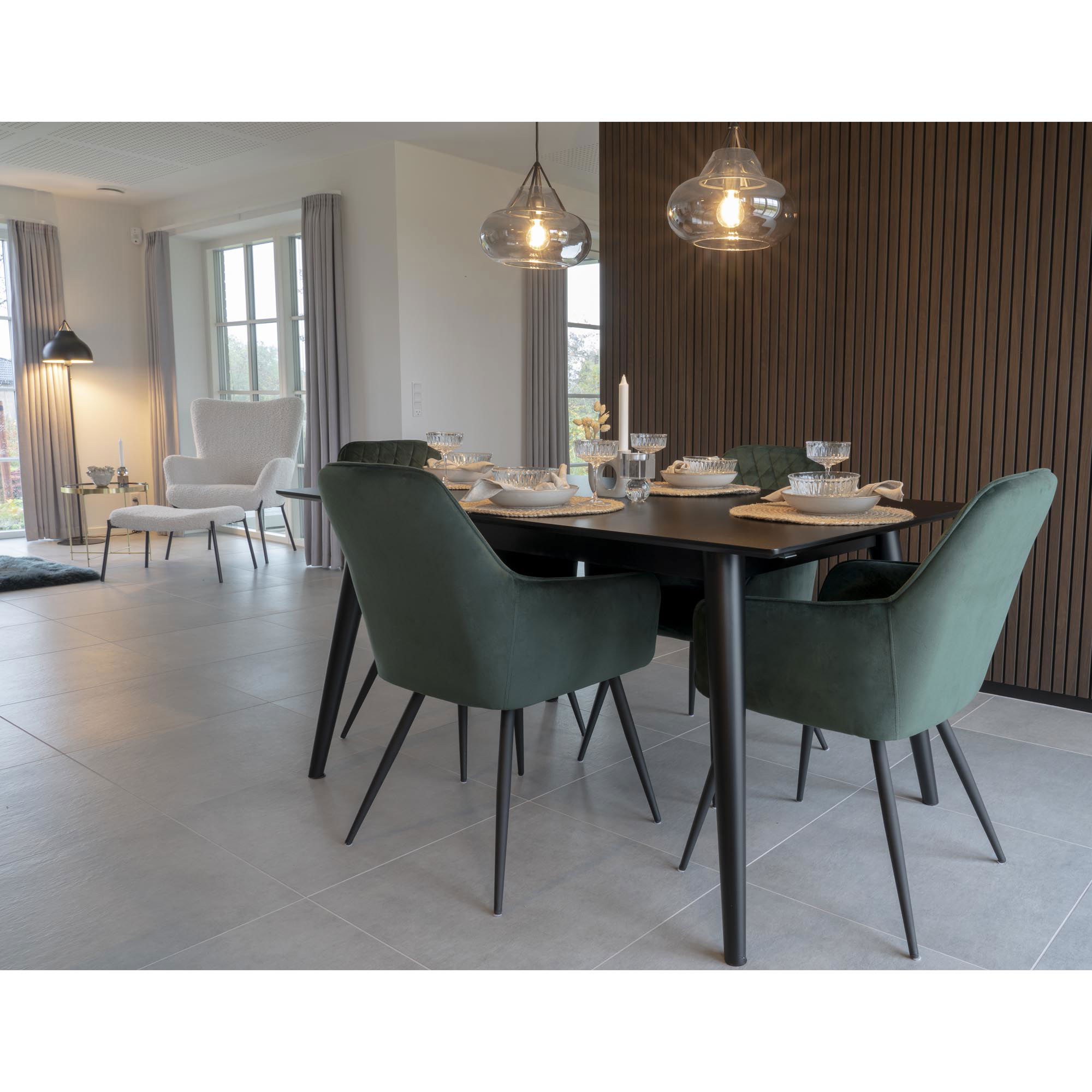 QUVIO Eetkamerstoel Vienna – Fluweel Groen – Zithoogte 47 cm – Set van 2
