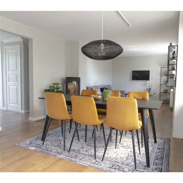 QUVIO Eetkamerstoel Florence – Mosterdgeel Fluweel – Set van 2
