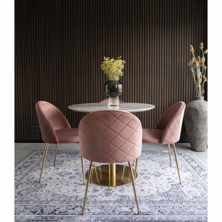 QUVIO Eetkamerstoel Geneva – Roze Fluweel – Messing Look Poten – Set van 2