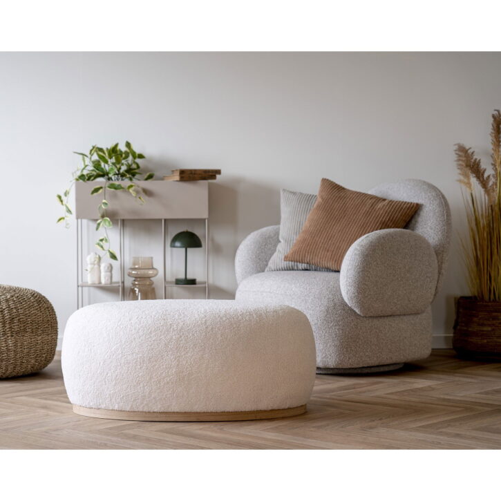 QUVIO Poef New York – Stijlvol en Comfortabel – Witte Bouclé Stof – 54,5×88,5×36 cm