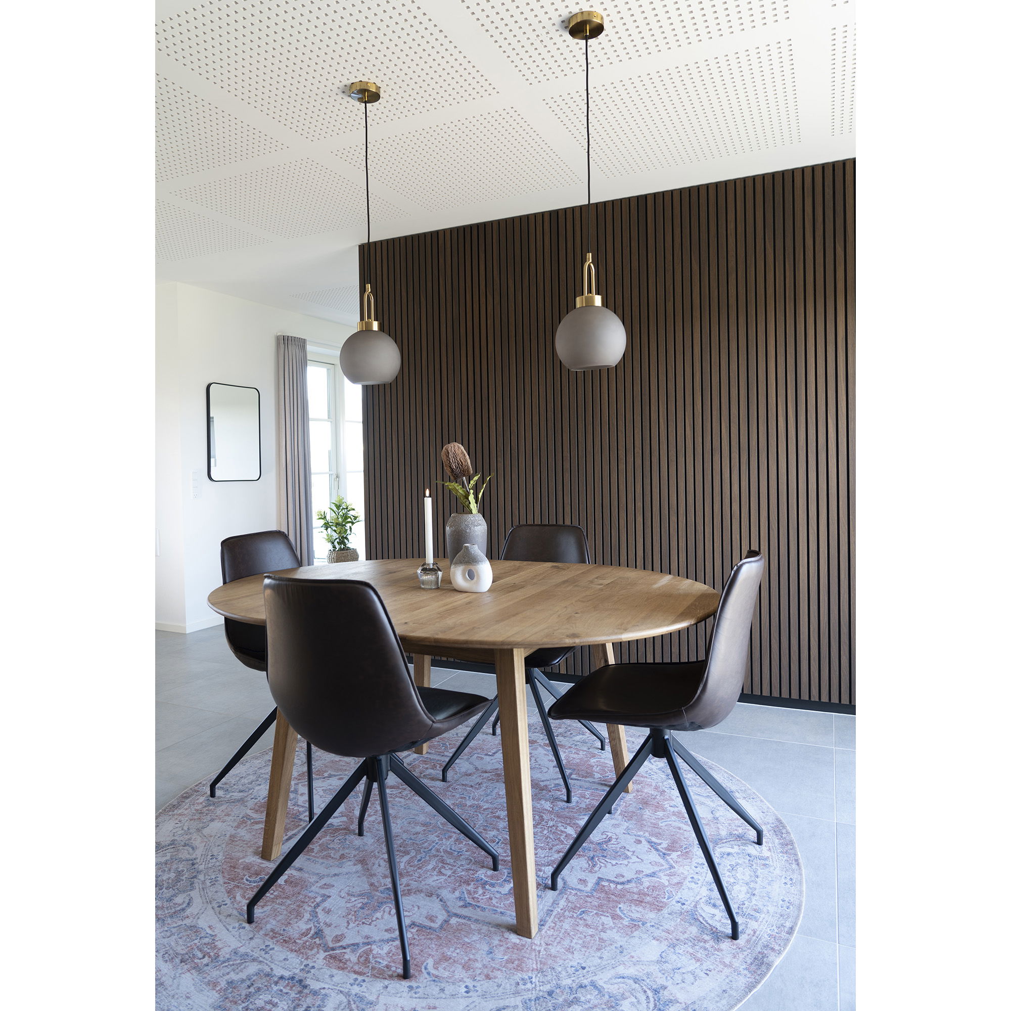 QUVIO Vloerkleed Havana – Rond – Oranje/Blauw – 200 cm