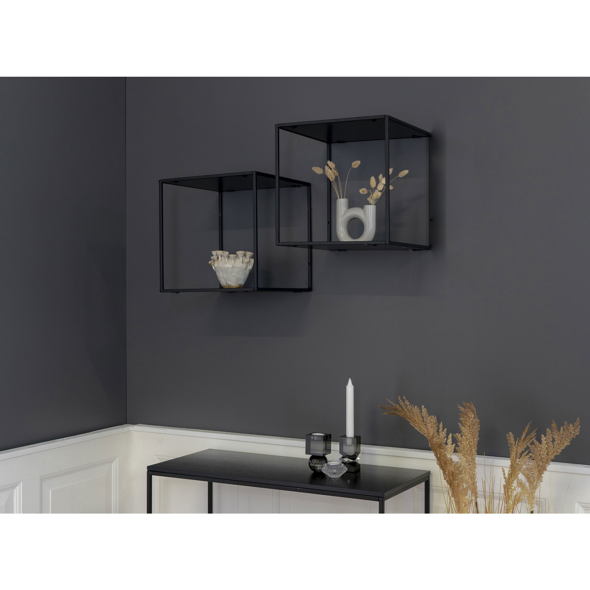 QUVIO Zwarte Wandplank – Staal en Spaanplaat – 36x36x36 cm