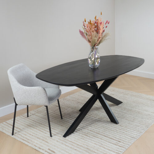 Eettafel, tafel, Zwarte eettafel, eettafel zwart, Eettafel deens ovaal, Deens ovaal eettafel, Houten eettafel, Eettafel hout, Mangohouten eettafel, Eettafel mangohout