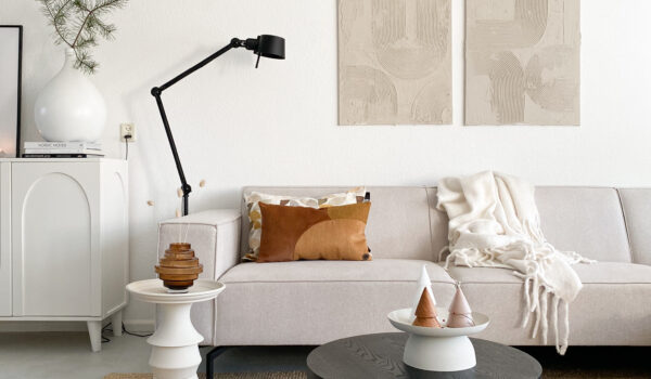 Scandinavisch minimalistisch interieur