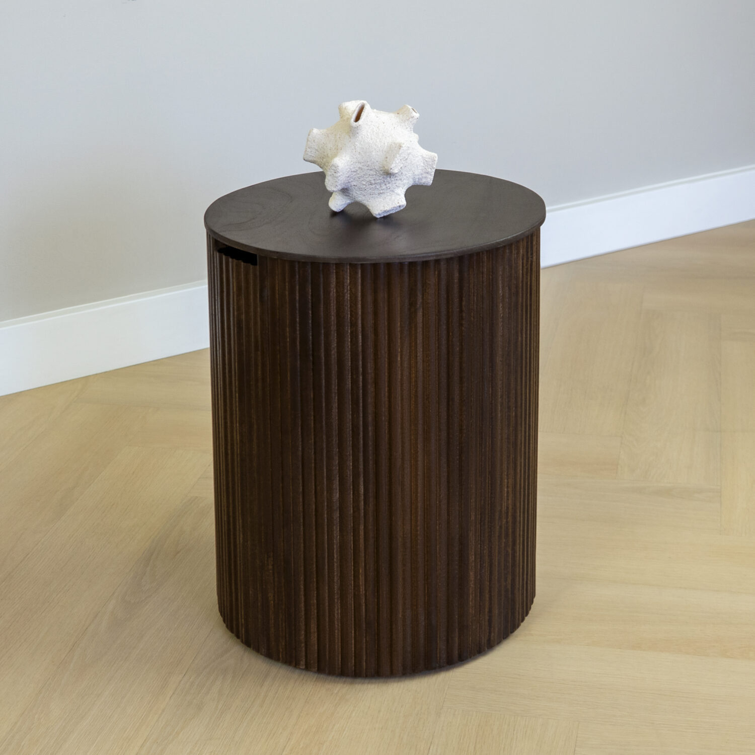 bijzettafel, ronde bijzettafel, bijzettafel rond, bijzettafel Lonne, sfeer