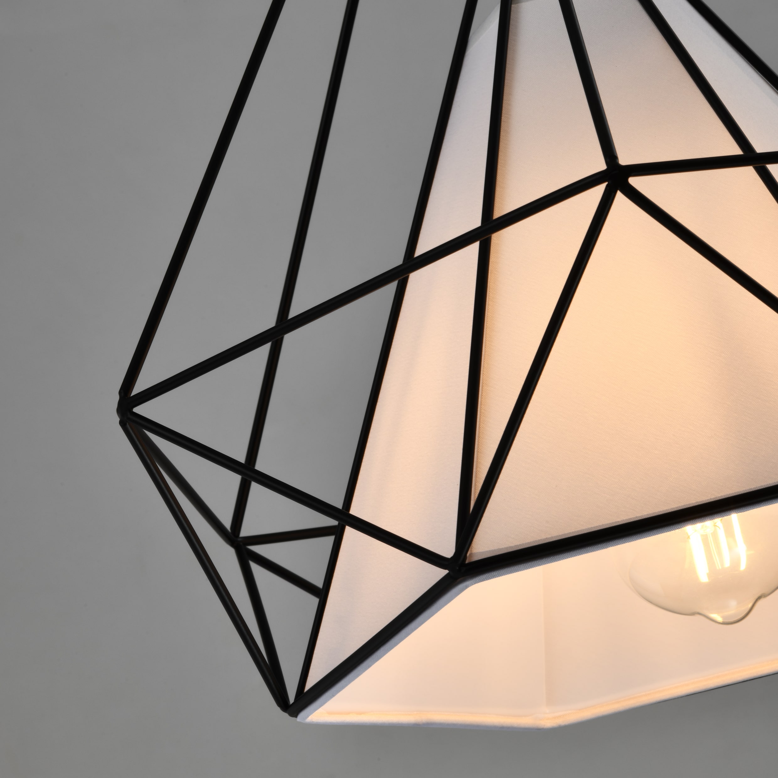 draadlamp in kegelvorm