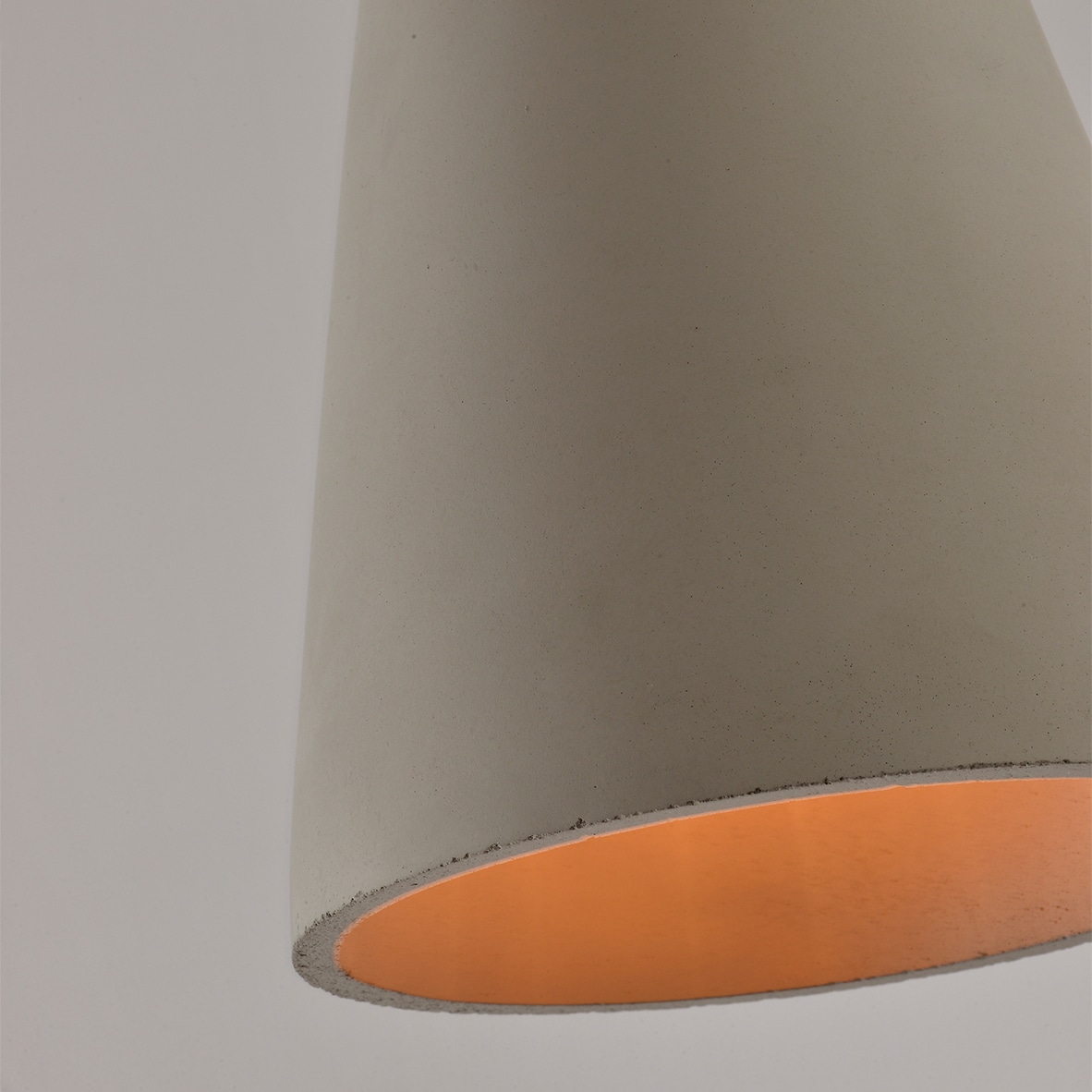 Kegelvormige betonnen lampen