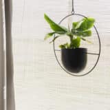 Hangende bloempot zwart