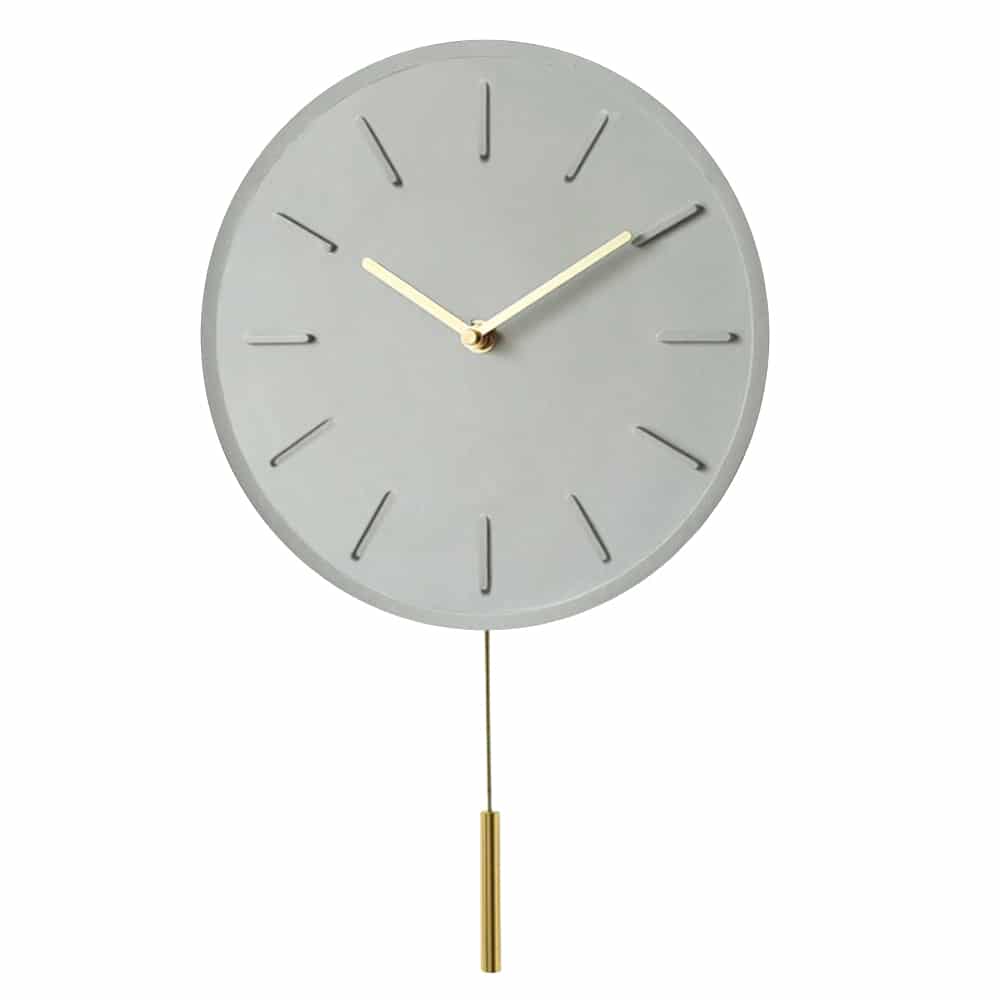 wandklok beton met slinger