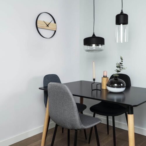 Staal en houten wandklokken met een diameter van 36 cm