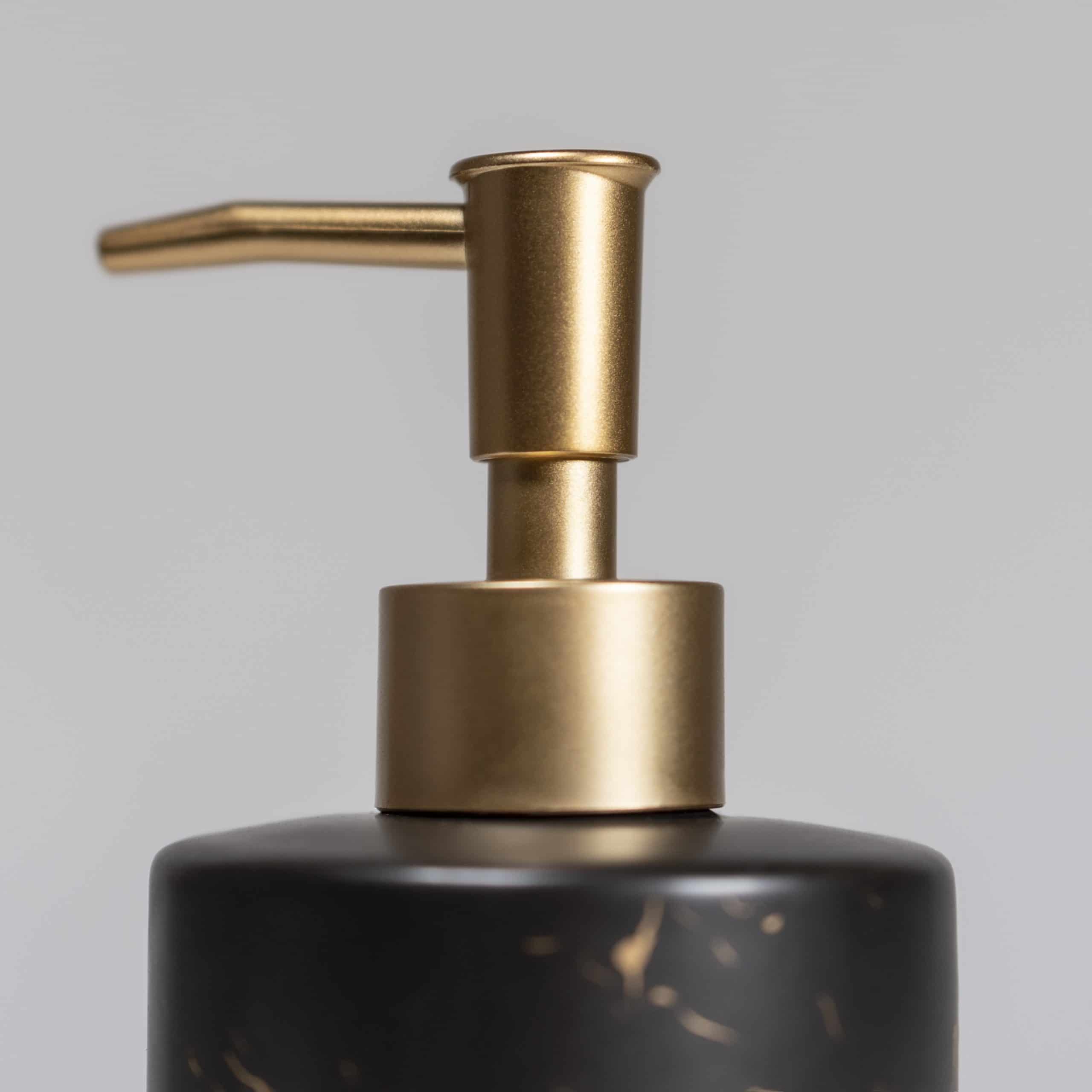 Goud met zwarten zeep dispenser